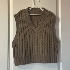 SIZE M Brown/Beige Knit Cropped Sweater Vest